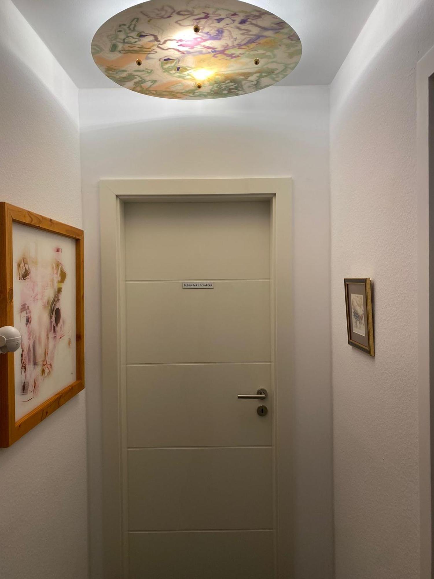 Kiki'S B&B บาเซิล ภายนอก รูปภาพ