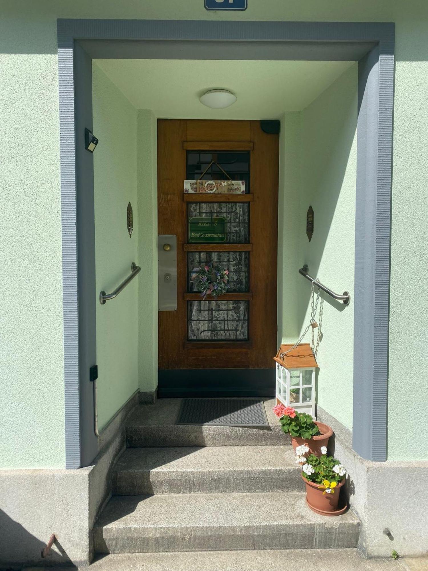 Kiki'S B&B บาเซิล ภายนอก รูปภาพ